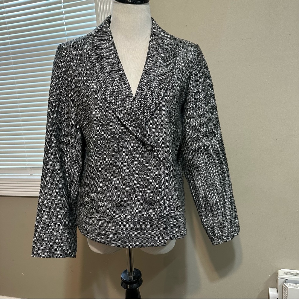 Canyon Road women’s 14 P cropped double breasted blazer